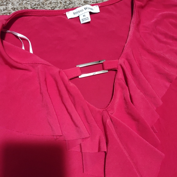 Red dress top - Picture 2 of 3